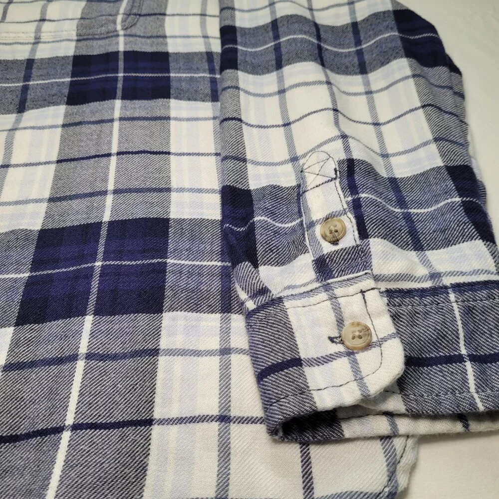 American Eagle Plaid Flannel Button-Up Shirt Blue White Boyfriend Fit XL Grunge - Picture 5 of 10